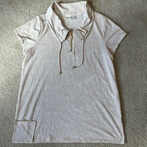 Zenergy By Chico's Size 2 Large Long Cream Gold Short Sleeve Blouse Zip Tunic